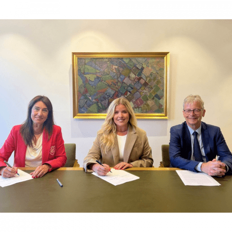 Hólmfríður Sveinsdóttir, rektor Háskólans á Hólum, Áslaug Arna Sigurbjörnsdóttir, háskóla-, iðnaðar- og nýsköpunarráðherra og Jón Atli Benediktsson, rektor Háskóla Íslands